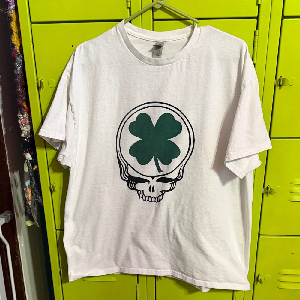 Grateful Dead White Tee with Green Clover Skull Design
